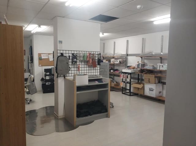 Gewerbe zu vermieten in Centro, Castelló de la Plana - 1.100 € (Ref: 9502884)