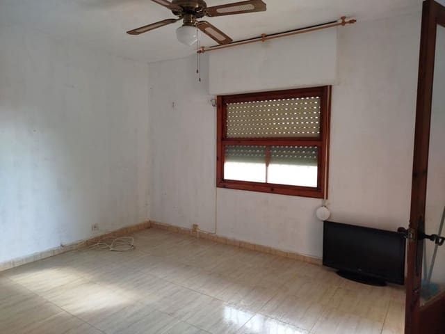 5 bedroom Villa for sale in El Grau de Castelló, Castelló de la Plana with pool - € 295,000 (Ref: 9502885)