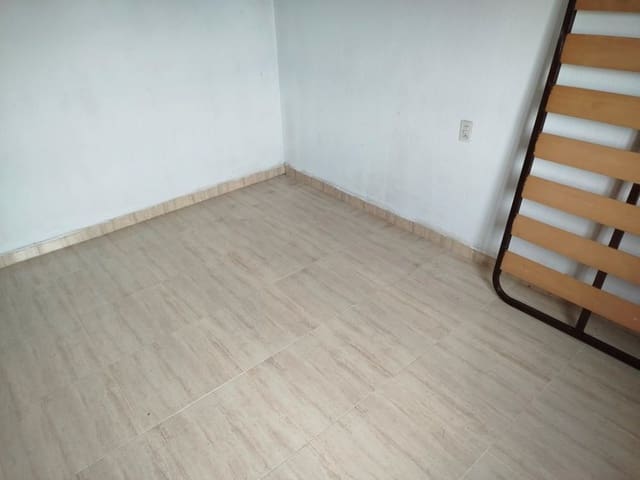 5 bedroom Villa for sale in El Grau de Castelló, Castelló de la Plana with pool - € 295,000 (Ref: 9502885)