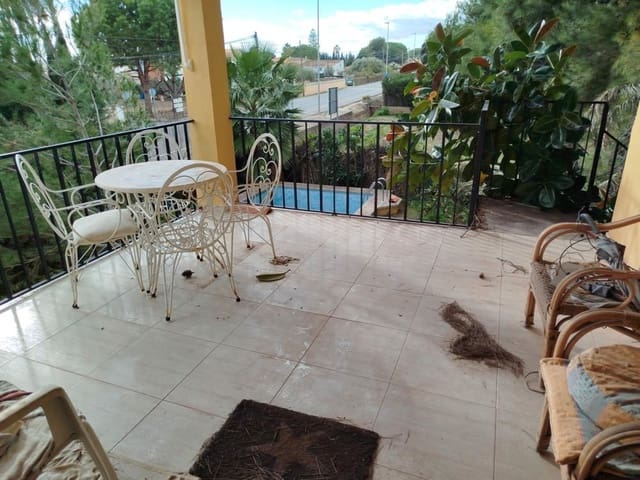 5 bedroom Villa for sale in El Grau de Castelló, Castelló de la Plana with pool - € 295,000 (Ref: 9502885)