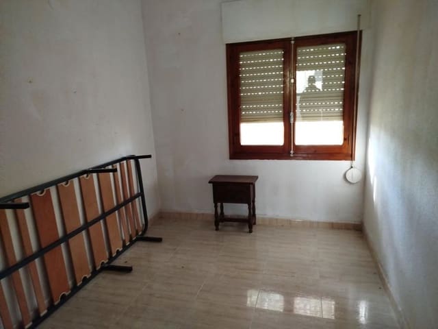 5 bedroom Villa for sale in El Grau de Castelló, Castelló de la Plana with pool - € 295,000 (Ref: 9502885)