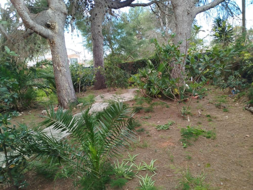 5 bedroom Villa for sale in Castello de la Plana with pool - € 295,000 (Ref: 9502885)