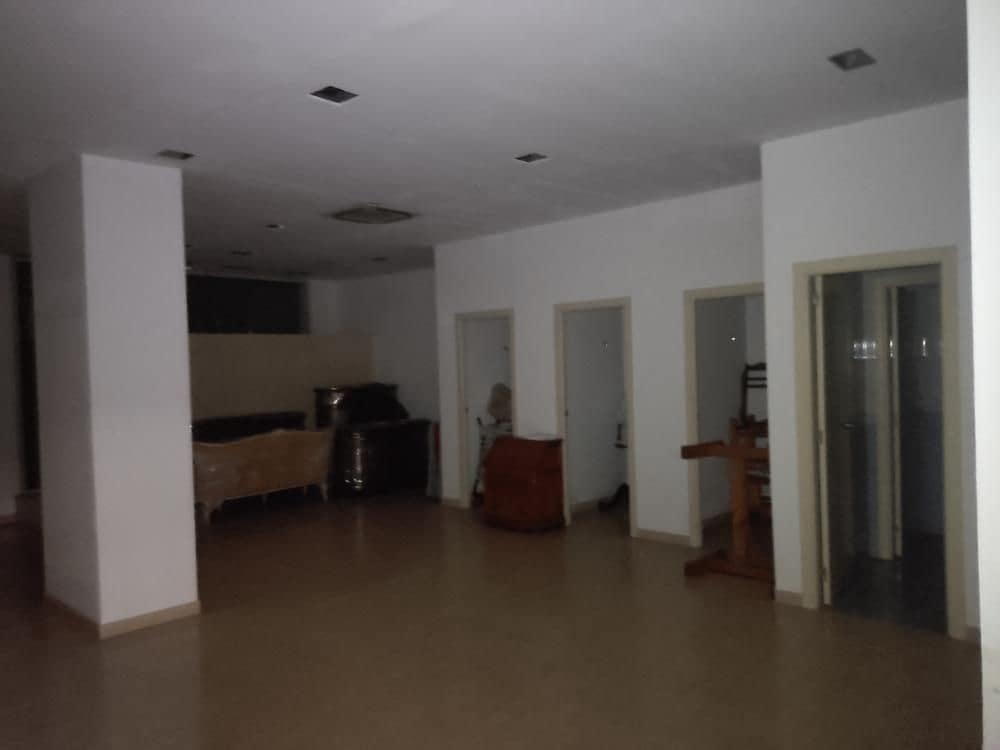 Commercial for sale in Castello de la Plana - € 140,000 (Ref: 9502889)