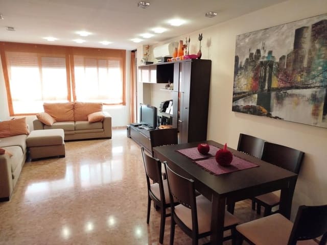 4 slaapkamer Flat te koop in Este, Castelló de la Plana - € 250.000 (Ref: 9502893)