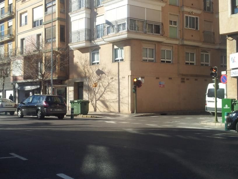 6 bedroom Flat for sale in Castello de la Plana - € 140,000 (Ref: 9502895)