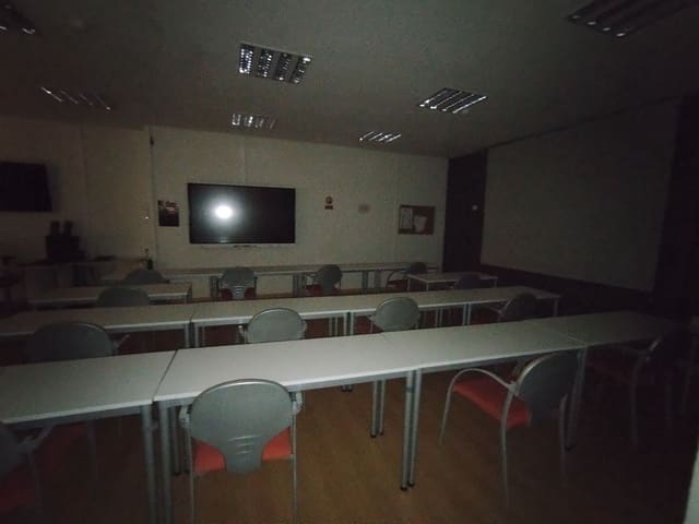 Commercial for sale in Este, Castelló de la Plana - € 600,000 (Ref: 9502900)