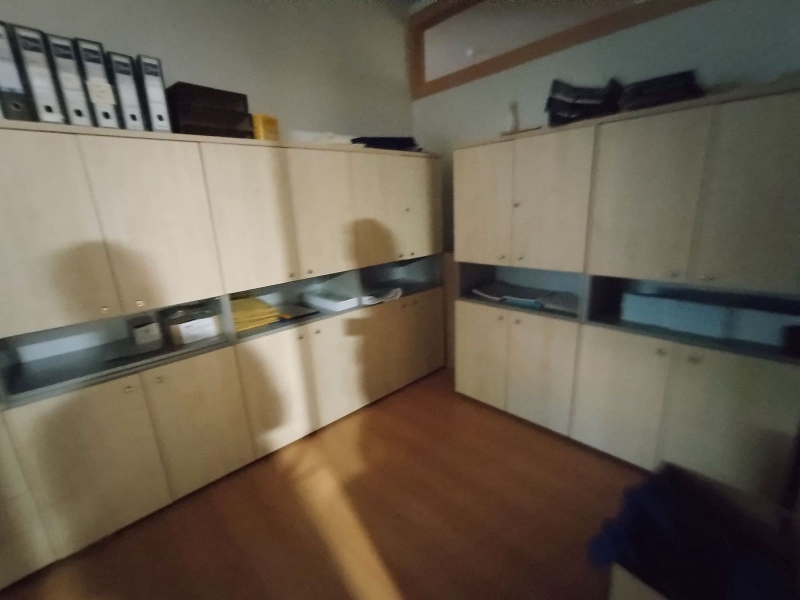 Commercial for sale in Castello de la Plana - € 600,000 (Ref: 9502900)