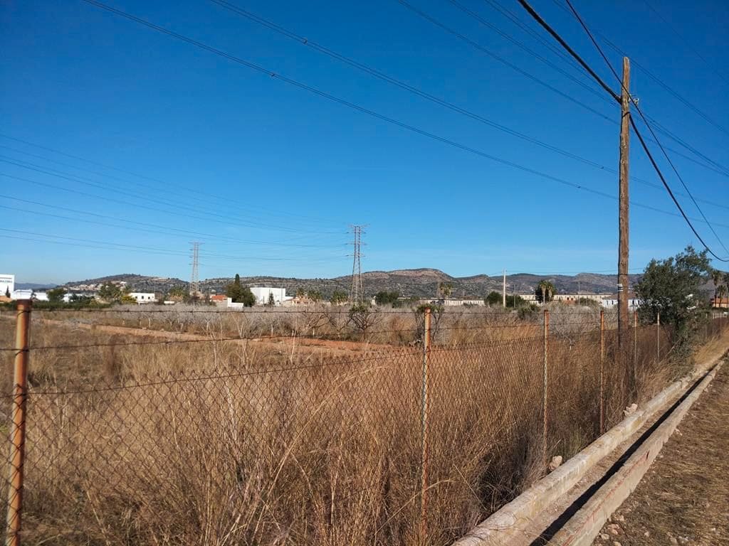 Ubebygd land til salgs i Castello de la Plana - € 200 000 (Ref: 9502901)