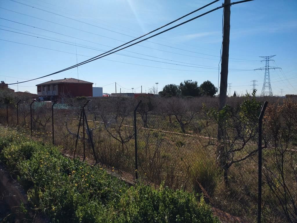 Ubebygd land til salgs i Castello de la Plana - € 200 000 (Ref: 9502901)