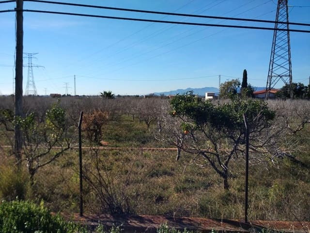 Ubebygd land til salgs i Oeste, Castelló de la Plana - € 200 000 (Ref: 9502901)