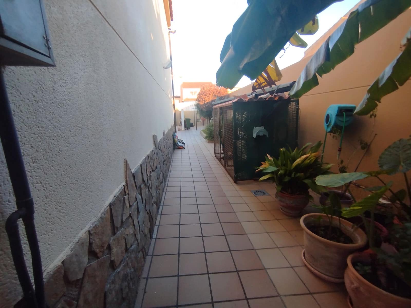 5 bedroom Villa for sale in Castello de la Plana with pool garage - € 725,000 (Ref: 9502905)