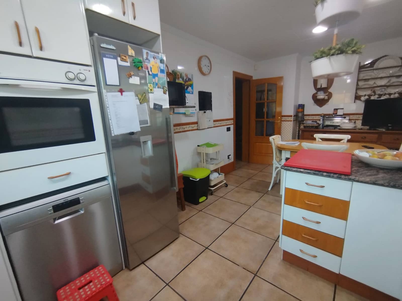 5 bedroom Villa for sale in Castello de la Plana with pool garage - € 725,000 (Ref: 9502905)