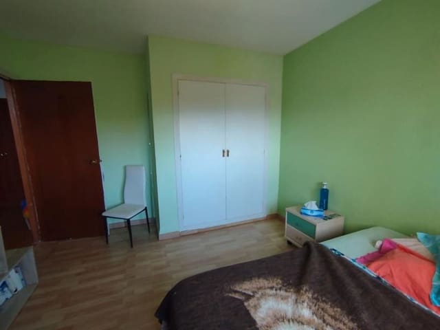 6 Zimmer Villa zu verkaufen in Oropesa  - 350.000 € (Ref: 9502906)