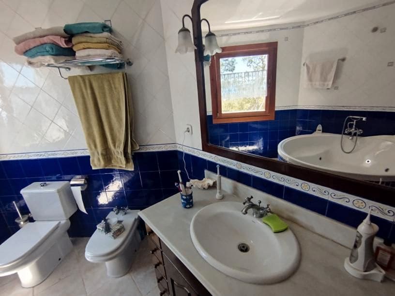 6 Zimmer Villa zu verkaufen in Oropesa  - 350.000 € (Ref: 9502906)