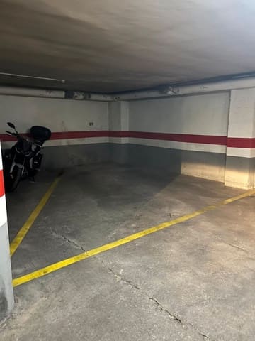 Garage til leje i Centro, Castelló de la Plana - € 100 (Ref: 9502908)