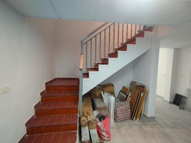 Kommersiell til salgs i Sur, Castelló de la Plana - € 169 900 (Ref: 9506247)