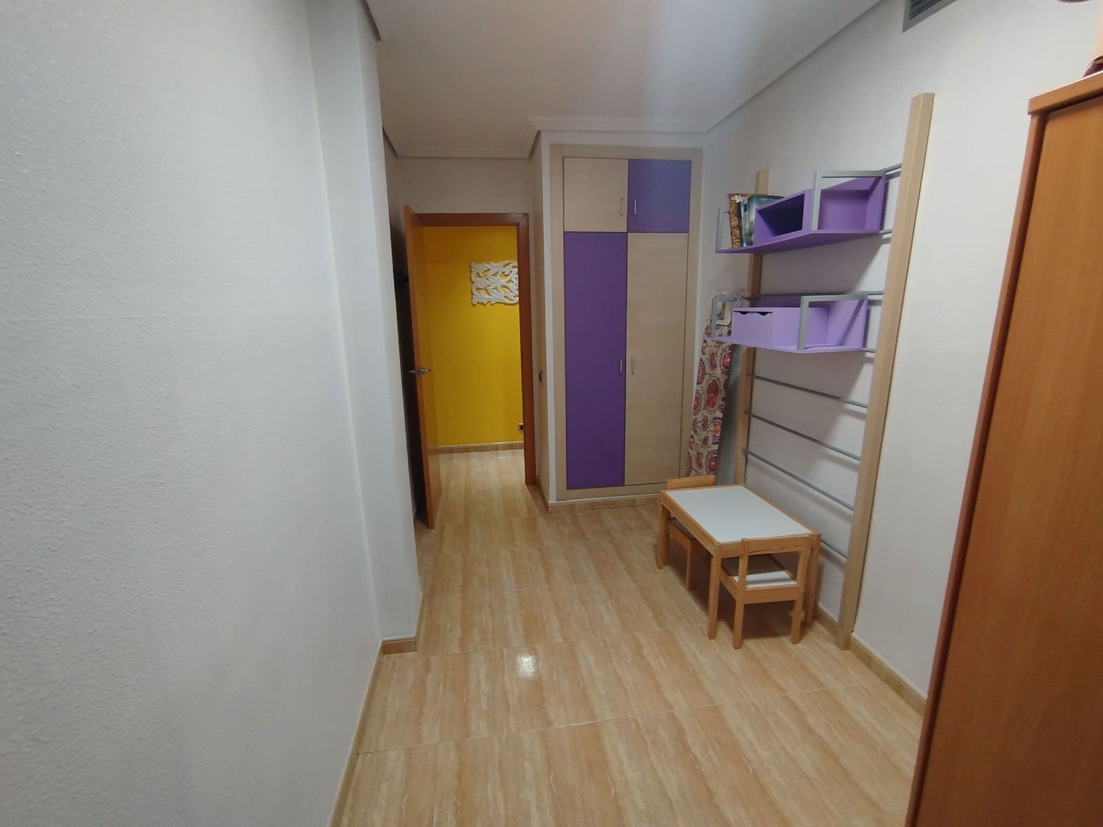 3 bedroom Flat for rent in Castello de la Plana with garage - € 800 (Ref: 9506583)