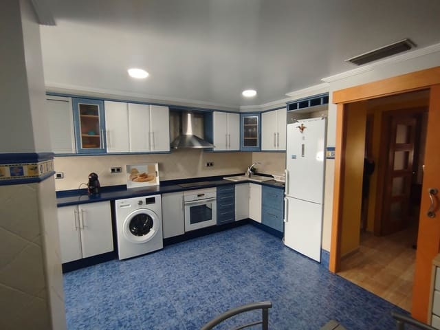 3 bedroom Flat for rent in Este, Castelló de la Plana with garage - € 800 (Ref: 9506583)