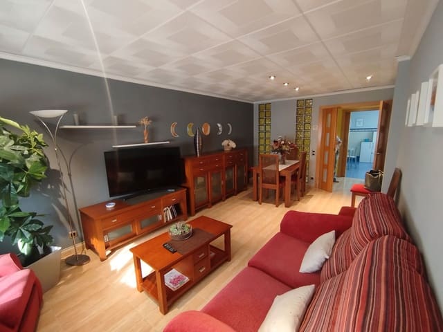 3 bedroom Flat for rent in Este, Castelló de la Plana with garage - € 800 (Ref: 9506583)