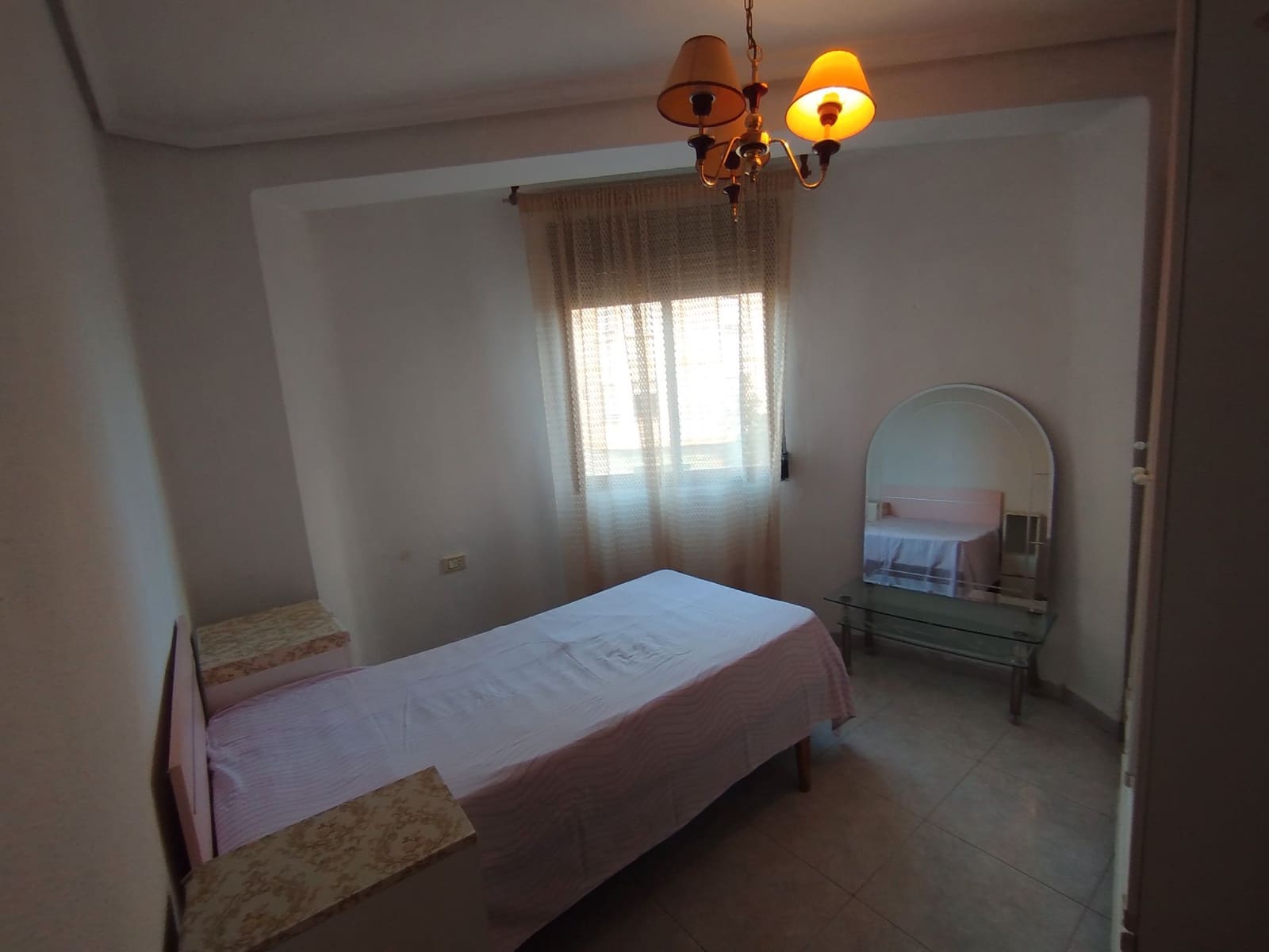 Piso de 3 habitaciones en Castelló de la Plana en venta - 125.000 € (Ref: 9541718)