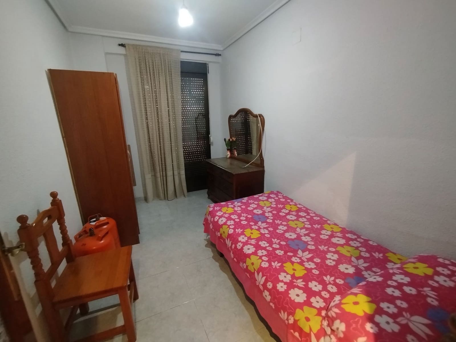 Piso de 3 habitaciones en Castelló de la Plana en venta - 125.000 € (Ref: 9541718)