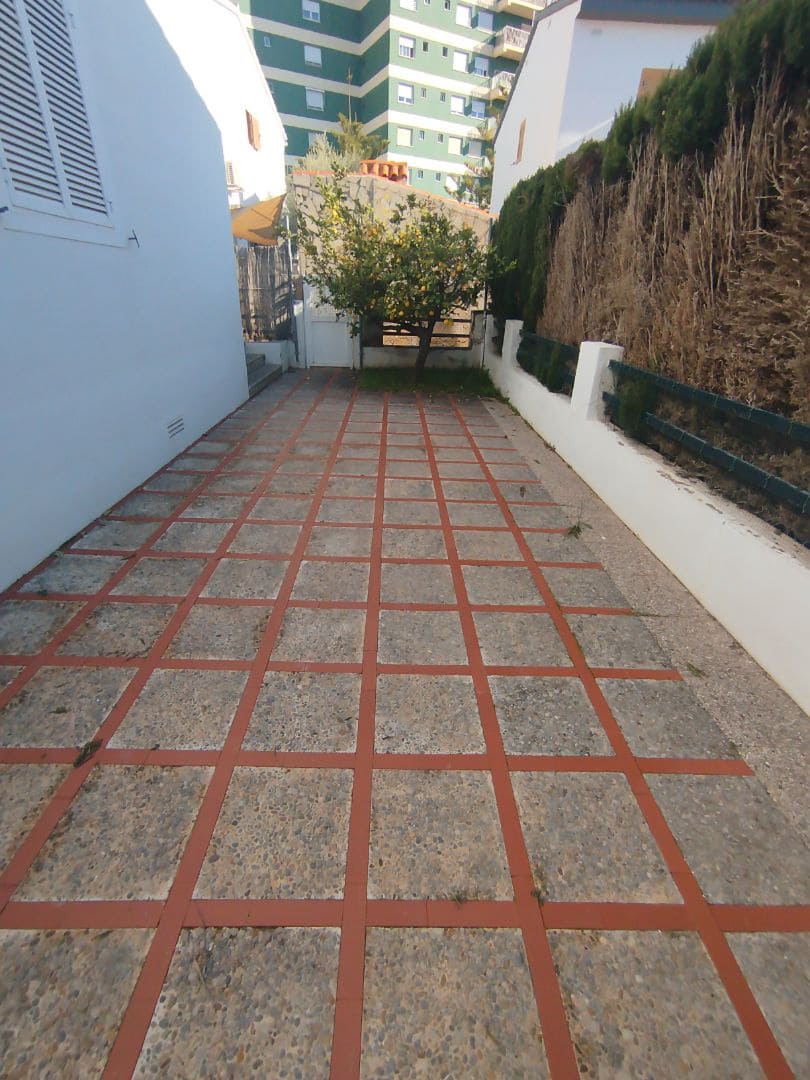 4 bedroom Semi-detached Villa for sale in Benicassim with pool - € 425,000 (Ref: 9542003)