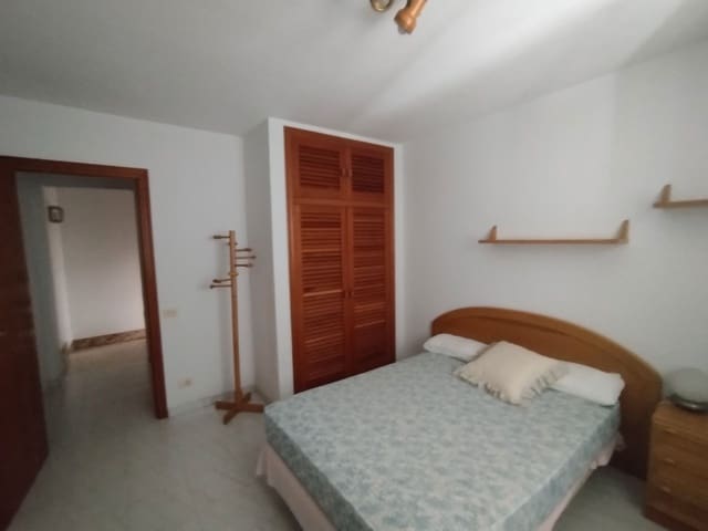 4 bedroom Semi-detached Villa for sale in Benicàssim with pool - € 425,000 (Ref: 9542003)