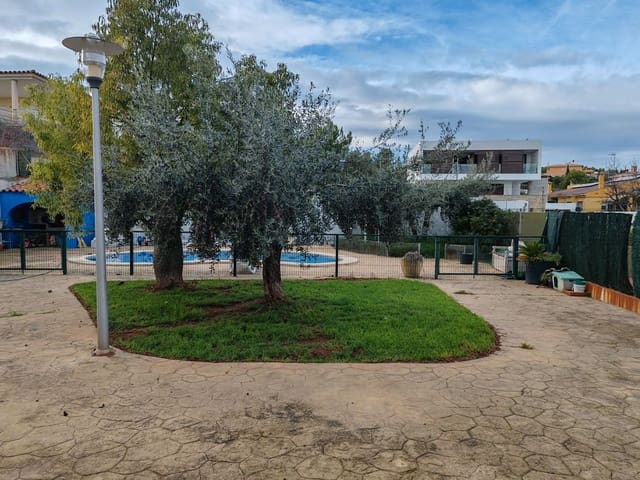 4 chambre Villa/Maison à vendre à L'Alcora avec piscine garage - 375 000 € (Ref: 9571588)