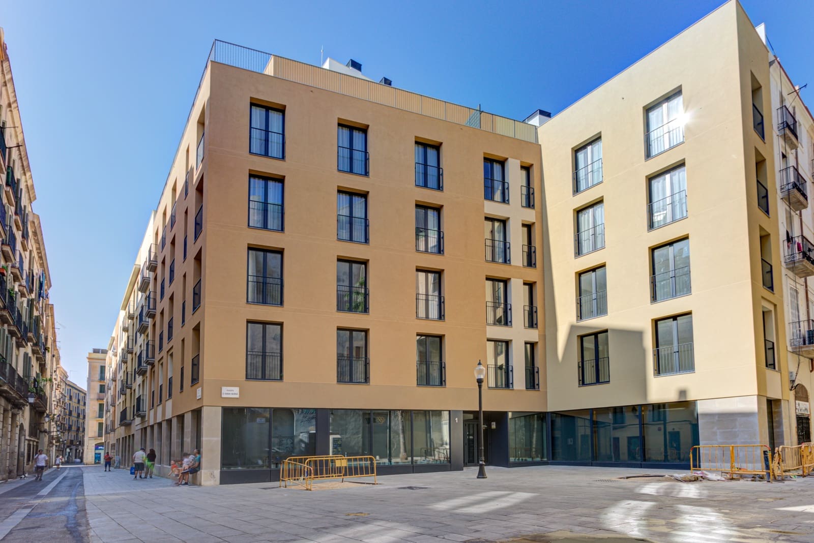 2 bedroom Apartment for rent in El Raval, Barcelona city with pool €