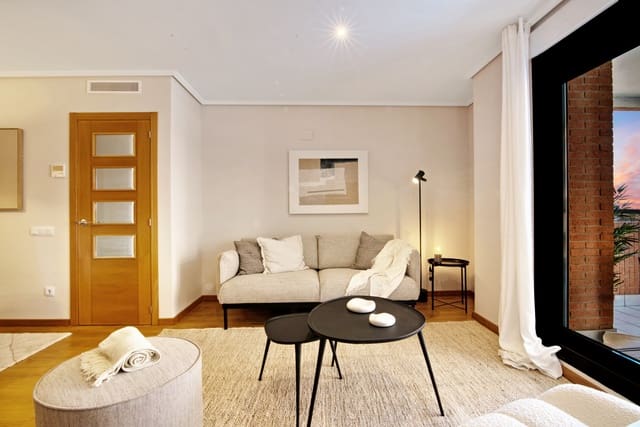 Piso de 3 habitaciones en Alboraya / Alboraia en venta con piscina garaje - 530.000 € (Ref: 8500438)