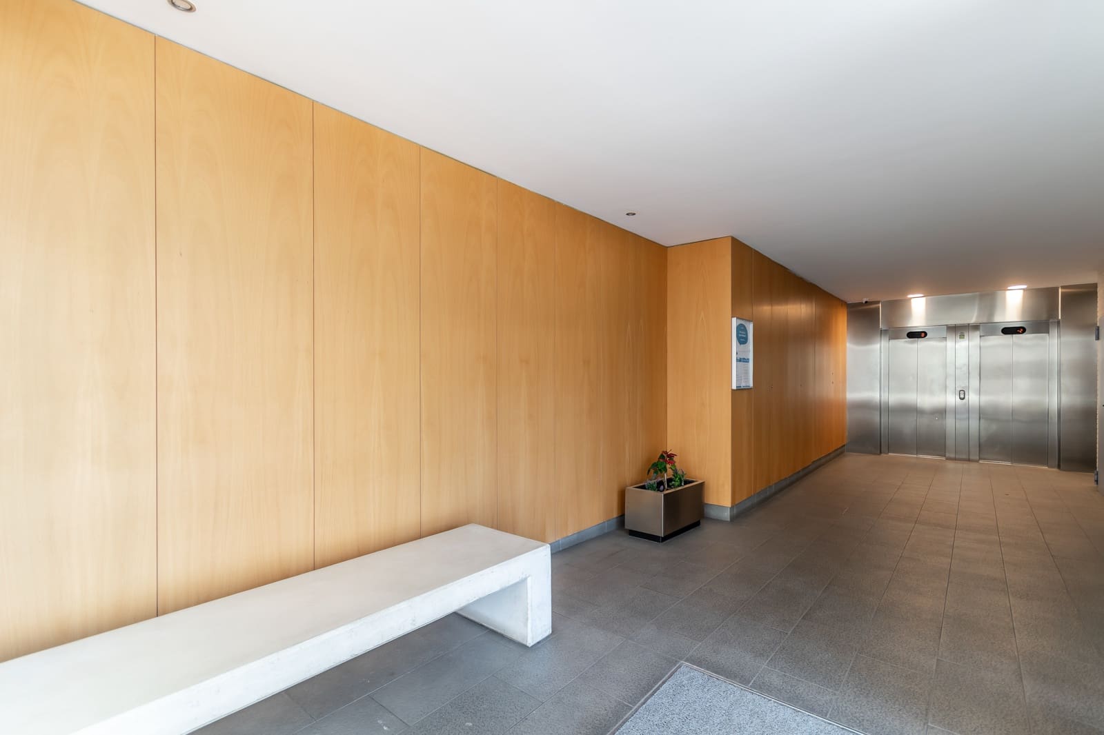 1 soveværelse Lejlighed til salg i Barcelona by med garage - € 368.000 (Ref: 8572592)