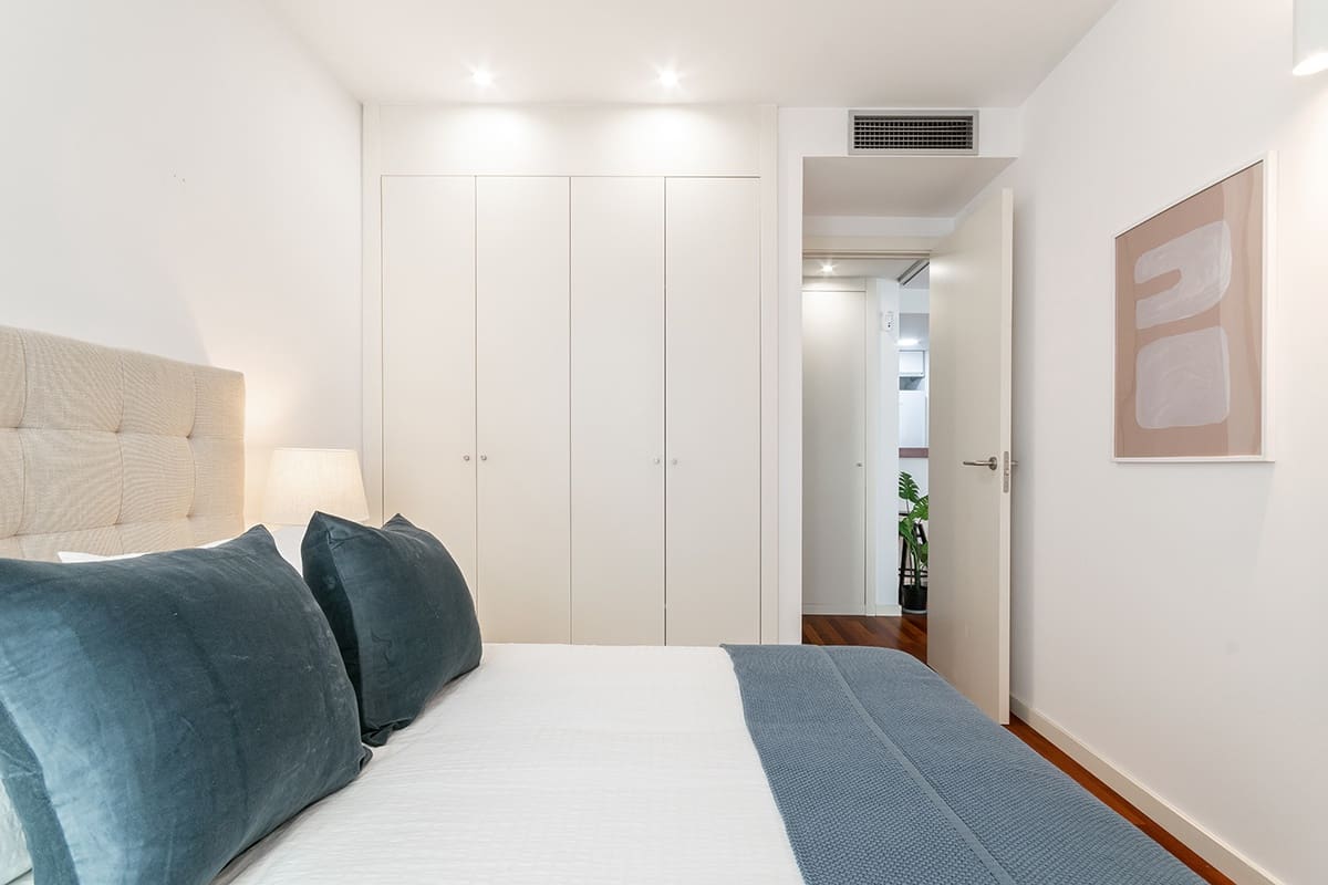 1 soverom Leilighet til salgs i Barcelona by med garasje - € 377 000 (Ref: 8572634)