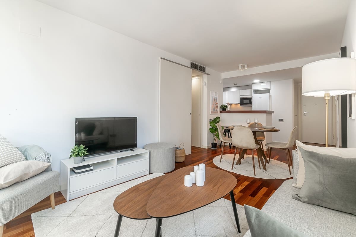 1 soverom Leilighet til salgs i Barcelona by med garasje - € 377 000 (Ref: 8572634)