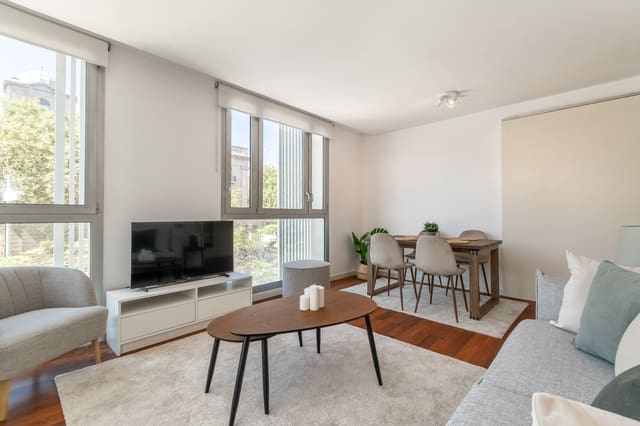 2 soveværelse Lejlighed til salg i Sant Pere, Santa Caterina i La Ribera, Barcelona by med garage - € 309.000 (Ref: 8572637)