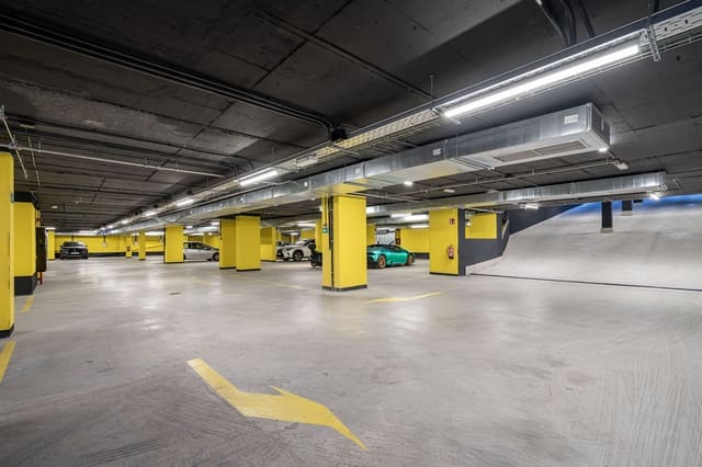 1 soveværelse Lejlighed til leje i Valdeacederas, Madrid by med swimmingpool garage - € 1.110 (Ref: 8647024)