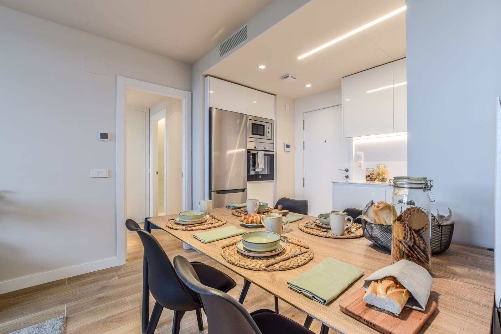 Appartement de 1 chambre à louer à Madrid ville avec piscine garage - 1 110 € (Ref: 8647024)