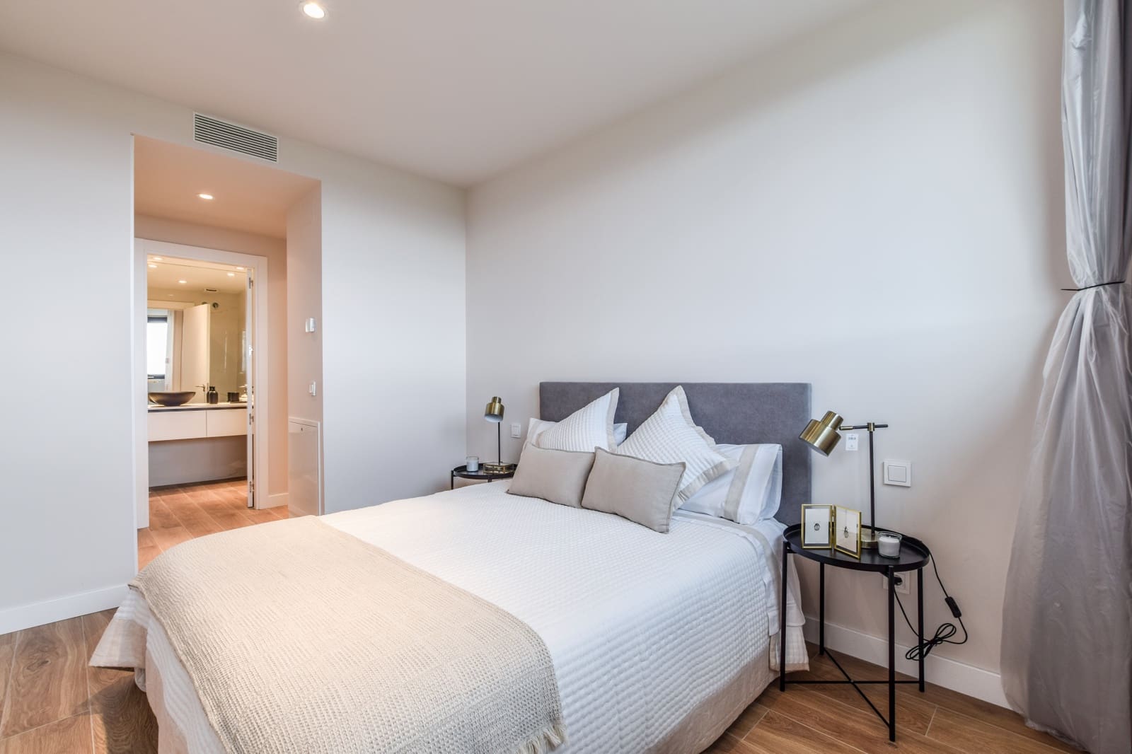 1 sypialnia Apartament do wynajęcia w Miasto Madryt z basenem garażem - 1 520 € (Ref: 8647025)