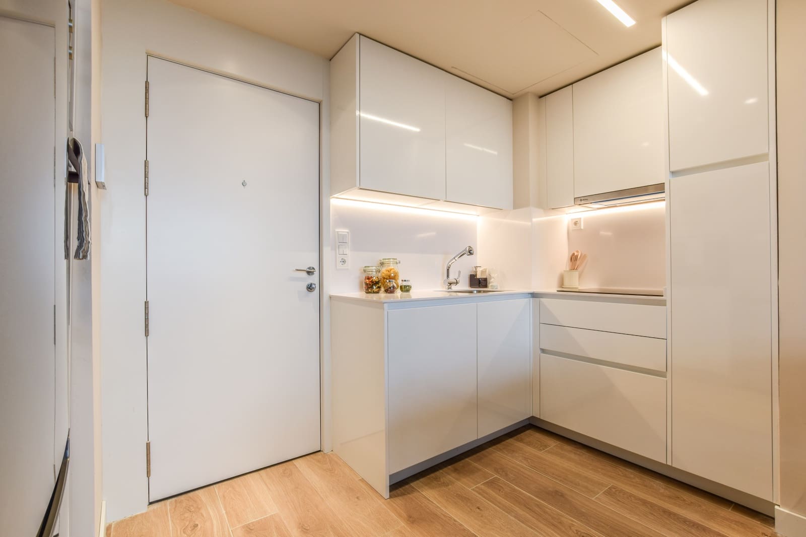 1 sypialnia Apartament do wynajęcia w Miasto Madryt z basenem garażem - 1 520 € (Ref: 8647025)