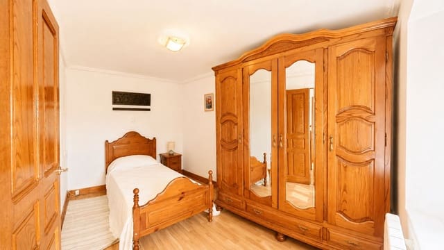4 slaapkamer Finca/Landhuis te koop in Hermandad de Campoo de Suso - € 159.000 (Ref: 10005143)