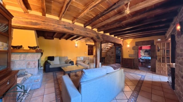 6 sovrum Finca/Hus på landet till salu i Aguilar de Campoo - 229 000 € (Ref: 10018763)