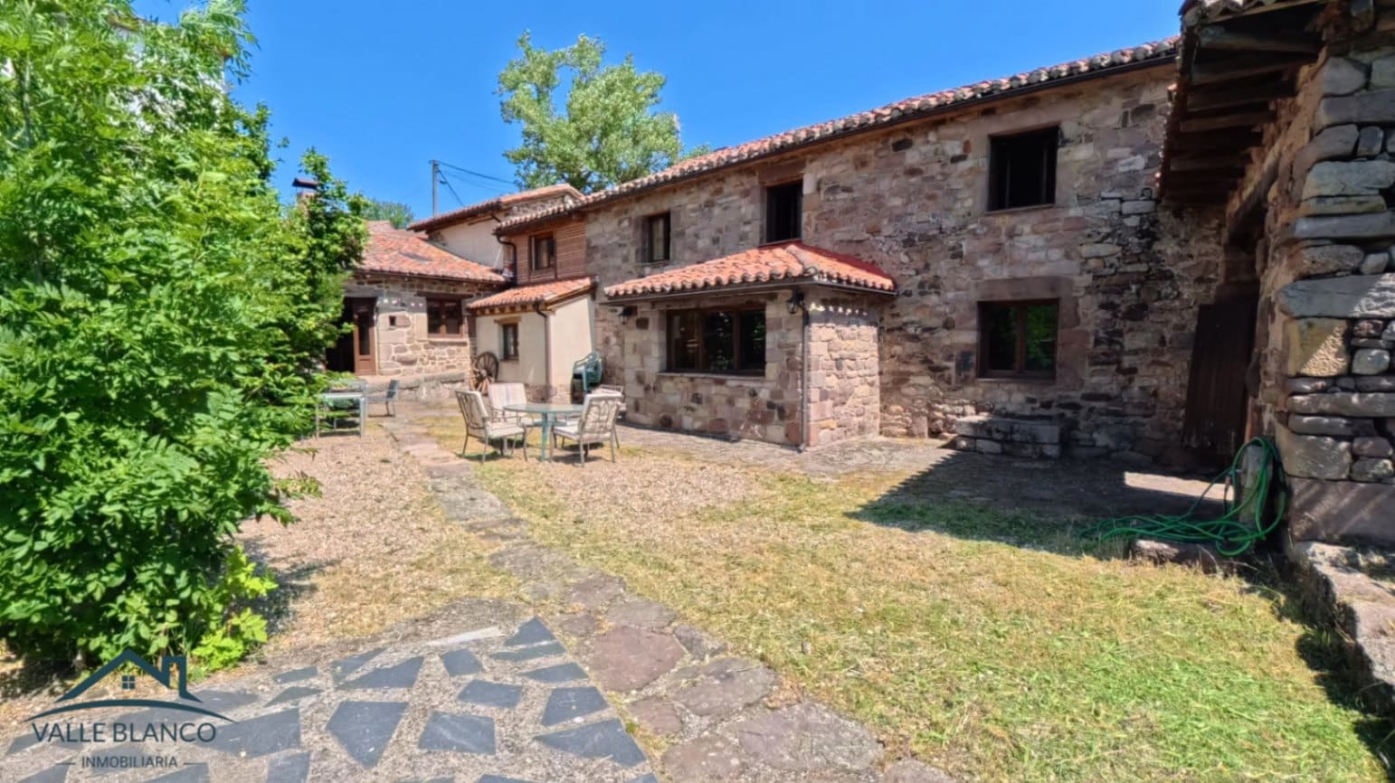 6 quarto Quinta/Casa Rural para venda em Aguilar de Campoo - 229 000 € (Ref: 10018763)