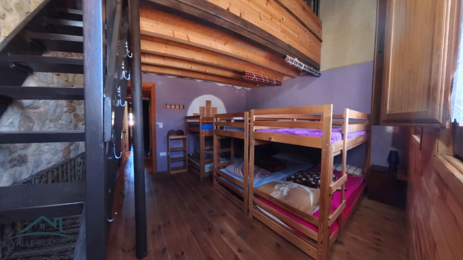 11 makuuhuone Maalaistalo myytävänä paikassa Valle de Valdebezana - 396 000 € (Ref: 10018764)