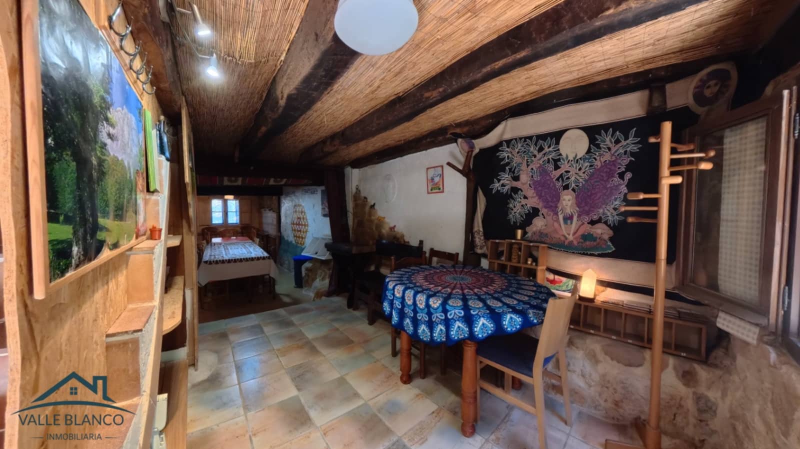 11 makuuhuone Maalaistalo myytävänä paikassa Valle de Valdebezana - 396 000 € (Ref: 10018764)