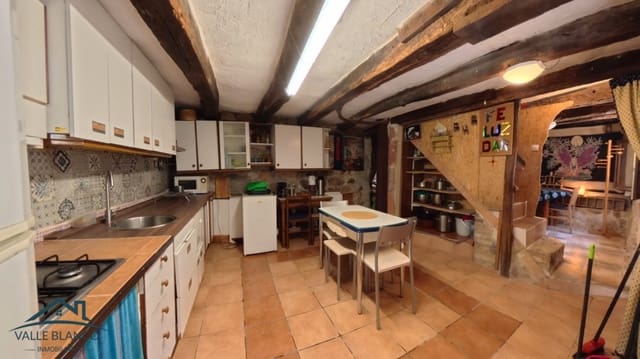 11 makuuhuone Maalaistalo myytävänä paikassa Valle de Valdebezana - 396 000 € (Ref: 10018764)
