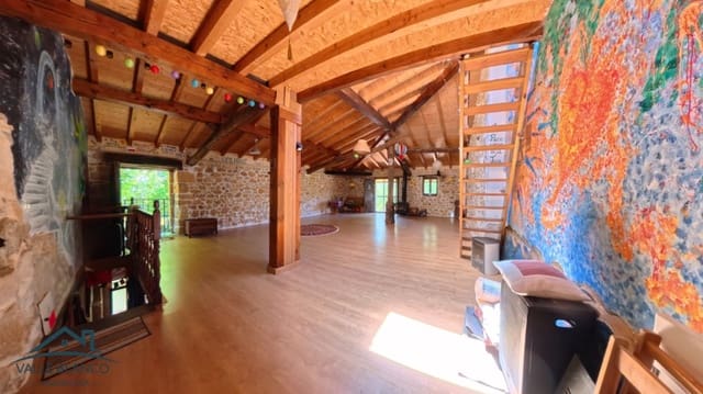 11 makuuhuone Maalaistalo myytävänä paikassa Valle de Valdebezana - 396 000 € (Ref: 10018764)
