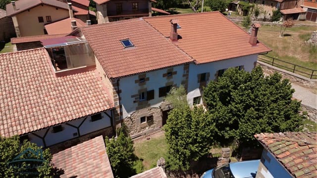 11 makuuhuone Maalaistalo myytävänä paikassa Valle de Valdebezana - 396 000 € (Ref: 10018764)
