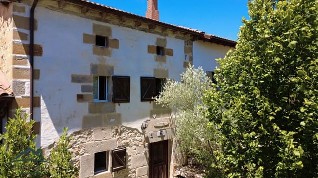 11 makuuhuone Maalaistalo myytävänä paikassa Valle de Valdebezana - 396 000 € (Ref: 10018764)