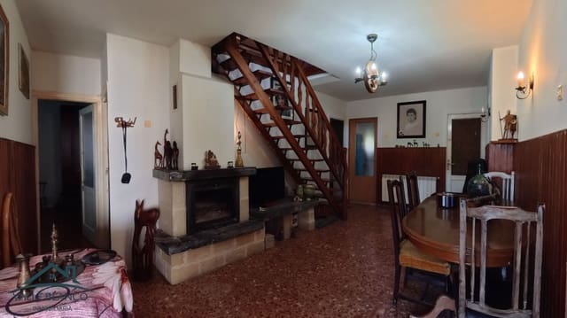 6 quarto Casa em Banda para venda em Campoo de Enmedio - 340 000 € (Ref: 10090967)