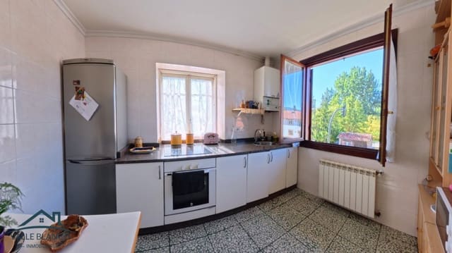 6 quarto Casa em Banda para venda em Campoo de Enmedio - 340 000 € (Ref: 10090967)