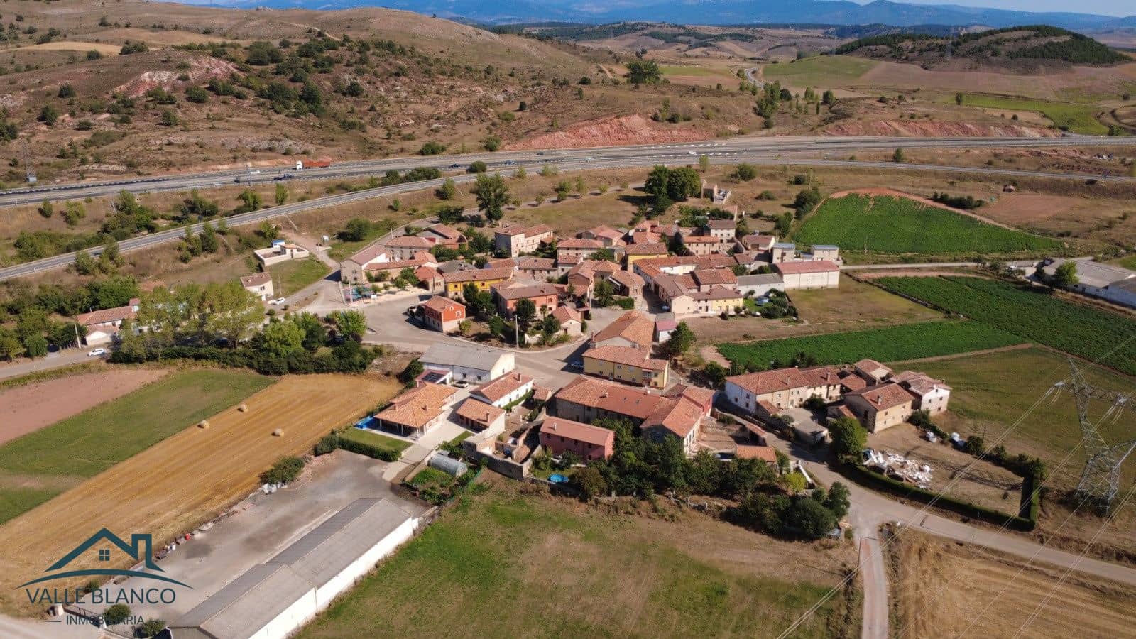 4 soveværelse Finca/Landehus til salg i Aguilar de Campoo - € 120.000 (Ref: 10090970)